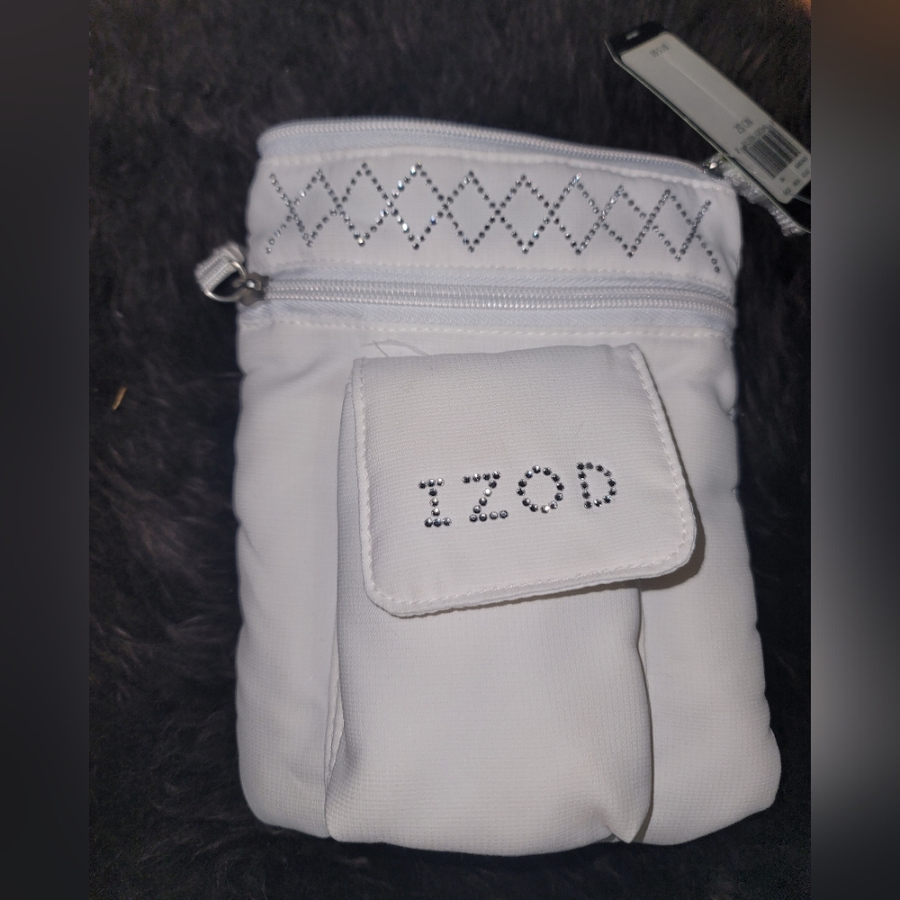 Izod pouch
